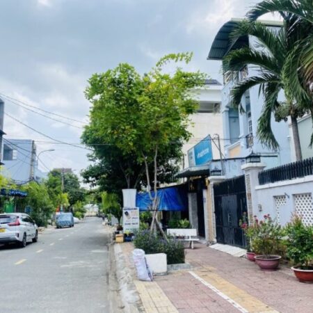 Bán nhà ngõ 13, Phước Bình, Q9, TP HCM, DT 88m2, SH. Giá 8.7 tỷ. LH: 0933125879 Bán nhà ngõ 13, Phước Bình, Q9, TP HCM, DT 88m2, SH. Giá 8.7 tỷ. LH: 0933125879