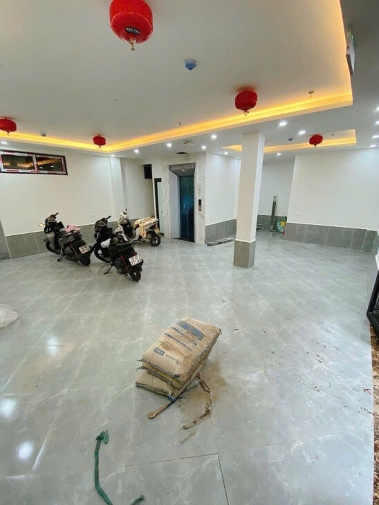 BÁN TOÀ NHÀ GIẢNG VÕ, BA ĐÌNH – 80M² x 7T THANG MÁY – MT 8M – DÒNG TIỀN 100TR/TH – 20.5 TỶ