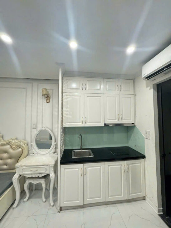 BÁN TOÀ NHÀ QUAN HOA, CẦU GIẤY – 126M x 7T THANG MÁY – MT 6.8M – DÒNG TIỀN 150TR/TH