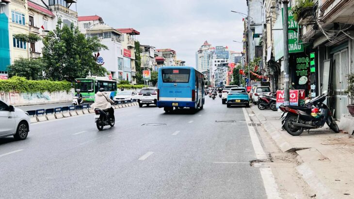 bán nhà mặt phố Nghi Tàm, 91m x 8 tầng, mặt tiền 9.5m, thông sàn kinh doanh