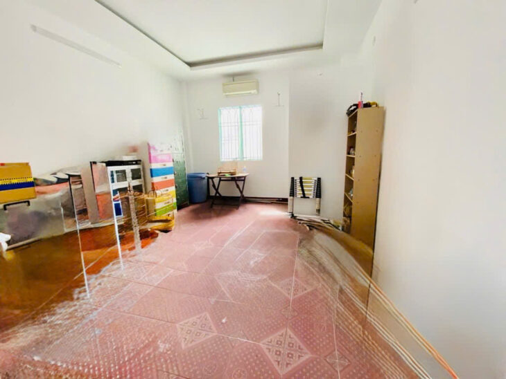 TRUNG TÂM QUẬN 11 – BÁN NHÀ HXH 8M – SÁT MẶT TIỀN ÔNG ÍCH KHIÊM – GẦN ĐẦM SEN – 81M² – 3 TẦNG BTCT.