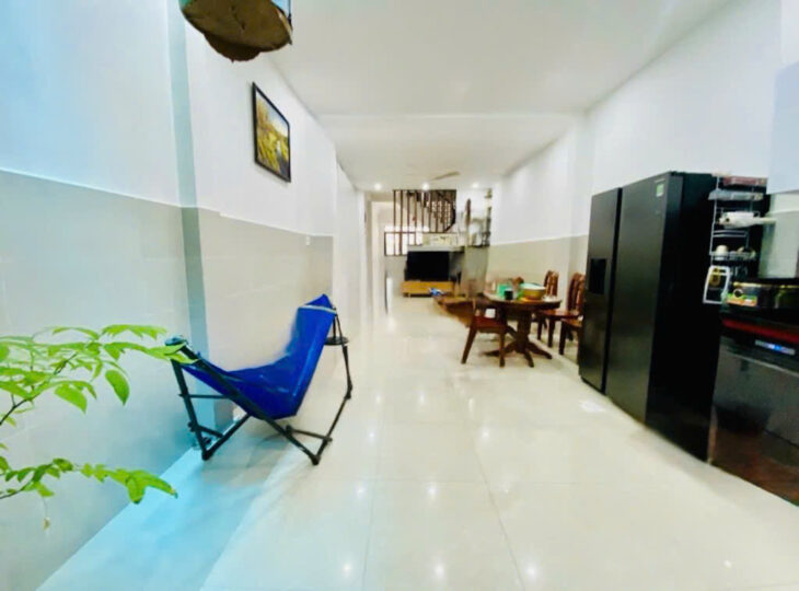 NHÀ ĐẸP TRUNG TÂM Q11 – HXH 8M – SÁT MẶT TIỀN ÔNG ÍCH KHIÊM – GẦN ĐẦM SEN – 81M² – 3 TẦNG.