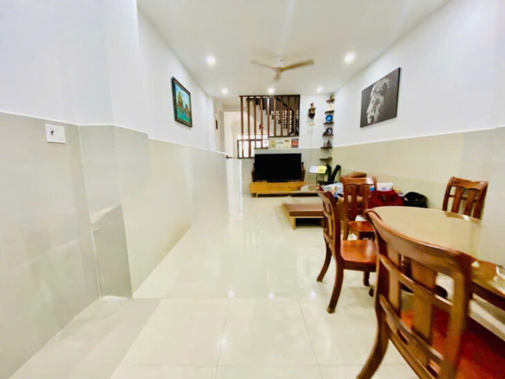 TRUNG TÂM QUẬN 11 – BÁN NHÀ HXH 8M – SÁT MẶT TIỀN ÔNG ÍCH KHIÊM – GẦN ĐẦM SEN – 81M² – 3 TẦNG BTCT.