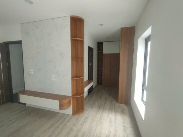 BÁN NHÀ ĐẸP MỚI KOONG – LẠC LONG QUÂN – TÂY HỒ, DT 72m2, MT4.8m, 5 tầng (Chỉ 11.5 tỷ)