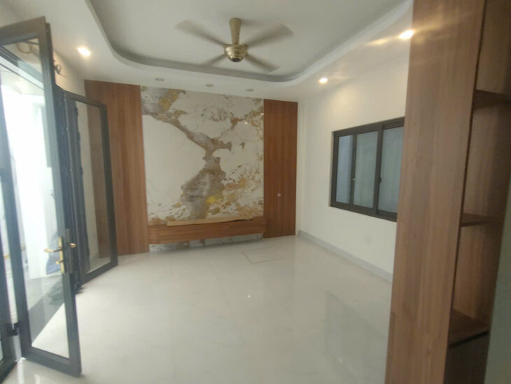 BÁN NHÀ ĐẸP MỚI KOONG – LẠC LONG QUÂN – TÂY HỒ, DT 72m2, MT4.8m, 5 tầng (Chỉ 11.5 tỷ)
