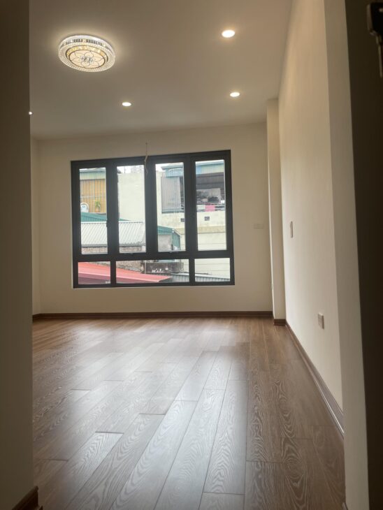 BÁN NHÀ ĐẸP MỚI KOONG – LẠC LONG QUÂN – TÂY HỒ, DT 72m2, MT4.8m, 5 tầng (Chỉ 11.5 tỷ)