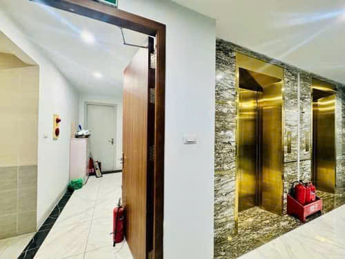 HOT! 468 TRIỆU M NHÀ NGÕ LẠC LONG QUÂN 288M 8TÀNG MT 16MTHANG MÁY ÔTÔ TRÁNH 2 MẶT NGÕ GIÁ 135 TỶ HOT! 468 TRIỆU M NHÀ NGÕ LẠC LONG QUÂN 288M 8TÀNG MT 16MTHANG MÁY ÔTÔ TRÁNH 2 MẶT NGÕ GIÁ 135 TỶ