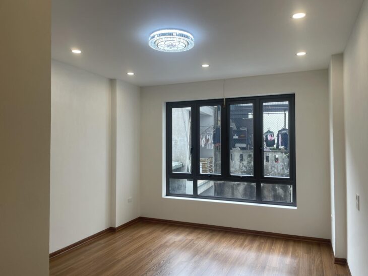 BÁN NHÀ ĐẸP MỚI KOONG – LẠC LONG QUÂN – TÂY HỒ, DT 72m2, MT4.8m, 5 tầng (Chỉ 11.5 tỷ)