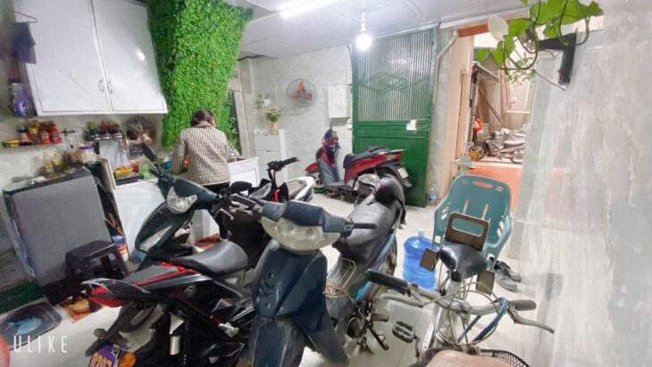 CC bán nhà bên chẵn phố Bạch Đằng, 45m2x 3 tầng, 4 ngủ, 25m ra mặt phố,