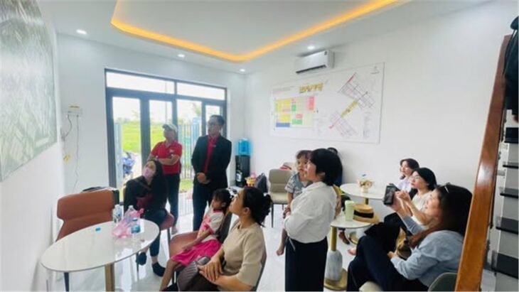Nhà phố liền kề giữa KCN lớn nhất Việt Nam cho thuê được ngay 12 – 15 triệu/tháng Giá 579TR vay