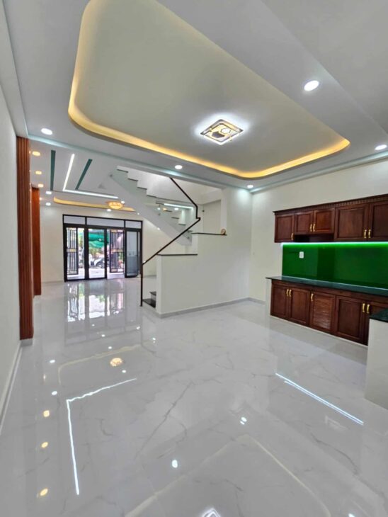 SIÊU PHẨM NHÀ 2 TẦNG BTCT ĐẸP LUNG LINH 88M2 NGANG 5M. MẶT TIỀN ĐƯỜNG XUÂN THỚI 16 GẦN GIÁO XỨ BÙI