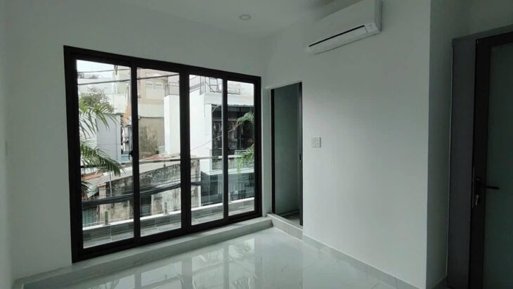 Bán nhà mặt tiền Tú Mỡ Gò Vấp, DT 22.5m2, 4 tầng, 3 phòng ngủ, 4.7 tỷ có TL