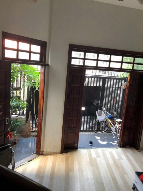 Bán nhà 3 tầng đường Định Cư, Phường Tân Lập, TP. Nha Trang. Giá 6.5 tỷ