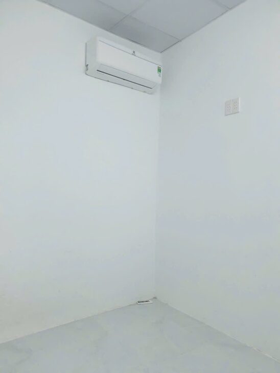 BÁN NHÀ 2 TẦNG KINH DOANH MẶT TIỀN ĐƯỜNG NGUYỄN TẤT THÀNH