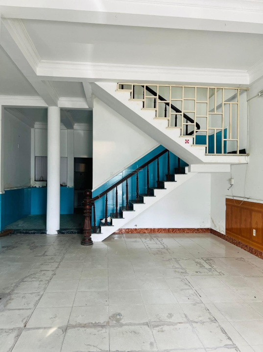 Cần bán nhà 3 tầng MT Nguyễn Hữu Thọ,Đối diện Bệnh Viện Quân Y 17