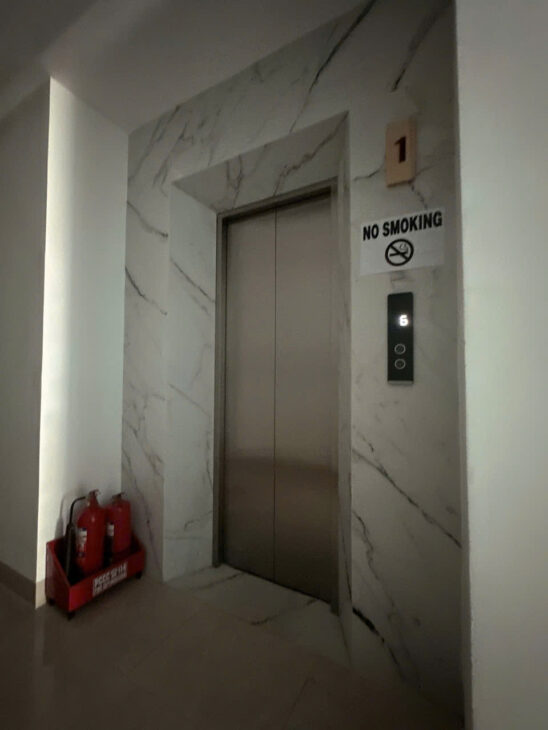 Tòa nhà CHDV 56 PN + hầm 7L T.máy 304m2 ngang 8m TN 4.2 tỷ MTKD đẹp Lê Đức Thọ 55 tỷ.