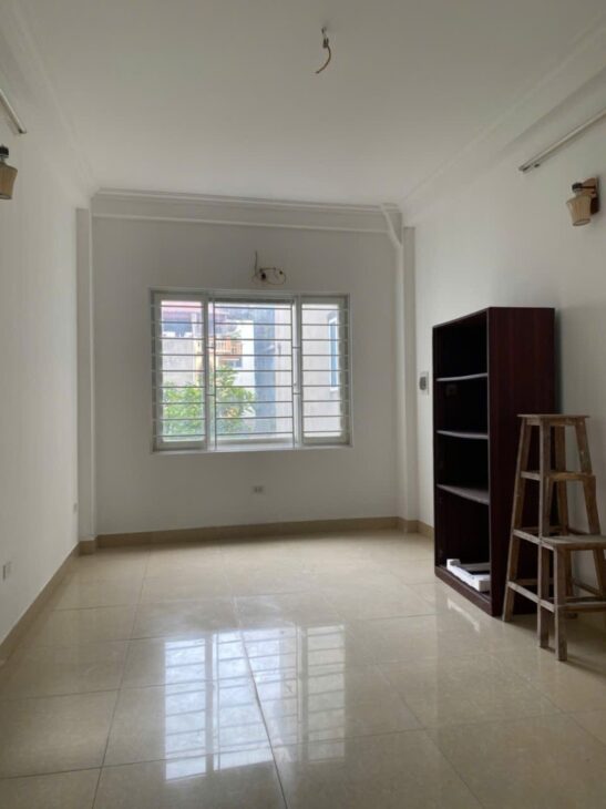 BÁN NHÀ LÔ GÓC – NGÔ GIA TỰ, LONG BIÊN – GIÁ 5.6 TỶ