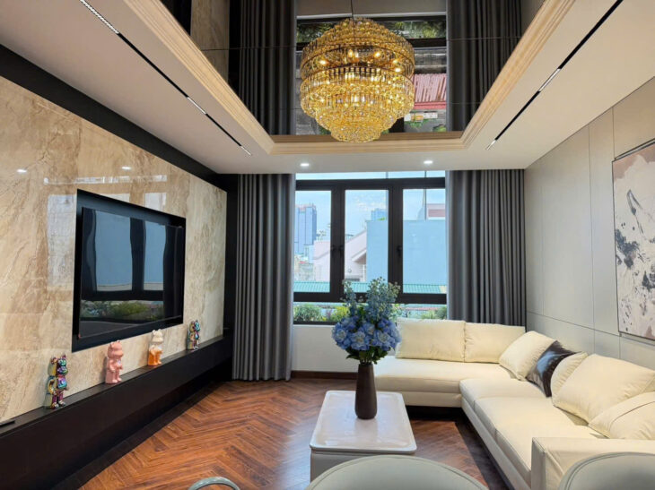 BÁN NHÀ MỚI ĐẸP XUÂN THUỶ, CẦU GIẤY – 56M² x 7T THANG MÁY – GARA Ô TÔ – FULL NỘI THẤT – GIÁ 28.9 TỶ
