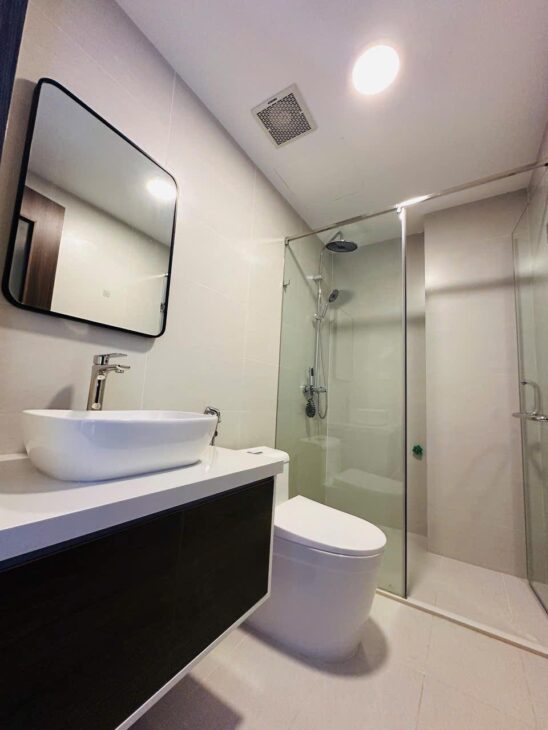 BÁN NHÀ ĐẸP MỚI KOONG – LẠC LONG QUÂN – TÂY HỒ, DT 72m2, MT4.8m, 5 tầng (Chỉ 11.5 tỷ)