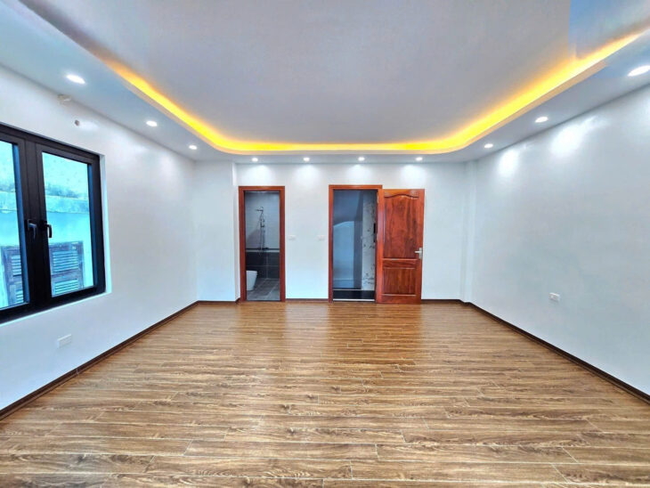 BÁN NHÀ PHÂN LÔ ĐỘI NHÂN, BA ĐÌNH – 40/43M² x 7T THANG MÁY – MT RỘNG – GARA Ô TÔ – KINH DOANH – GIÁ
