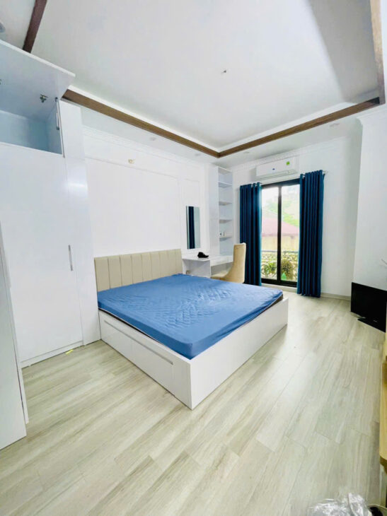 BÁN NHÀ NGÕ 158 NGỌC HÀ CHỈ 318 TRIỆU M DIỆN TÍCH 33M 5 TẦNG MT 3M LÔ GÓC GIÁ 10.5 TỶ 0878168006