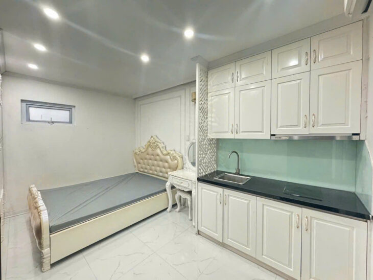 BÁN TOÀ NHÀ QUAN HOA, CẦU GIẤY – 126M x 7T THANG MÁY – MT 6.8M – DÒNG TIỀN 150TR/TH