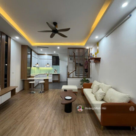 BÁN NHÀ XUÂN ĐỈNH SIÊU ĐẸP, OTO, KINH DOANH, Ở SƯỚNG GẦN CÔNG VIÊN 40m2 Sổ đẹp nhỉnh 9 tỷ