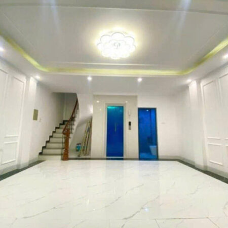 BÁN NHÀ PHÂN LÔ KHUẤT DUY TIẾN, THANH XUÂN – 44M x 8T THANG MÁY – MT 5.5M – Ô TÔ – GIÁ 16.5 TỶ