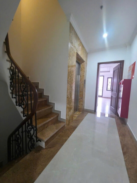 BÁN NHÀ PHÂN LÔ 800A, CẦU GIẤY – 55M x 7T THANG MÁY – GARA Ô TÔ – KINH DOANH- GIÁ 25.85 TỶ