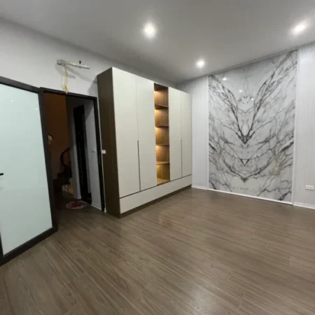 Vương Thừa Vữ 50m 6 tầng thang máy phân lô ô tô vào nhà cách phố 10m 16 tỷ 0986073333