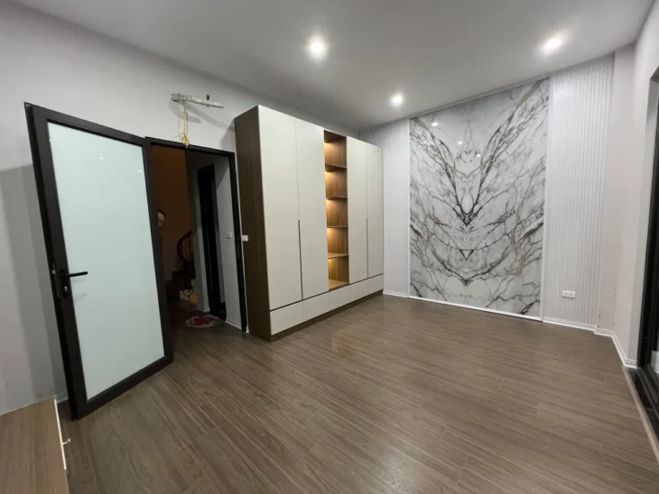 Vương Thừa Vữ 50m 6 tầng thang máy phân lô ô tô vào nhà cách phố 10m 16 tỷ 0986073333