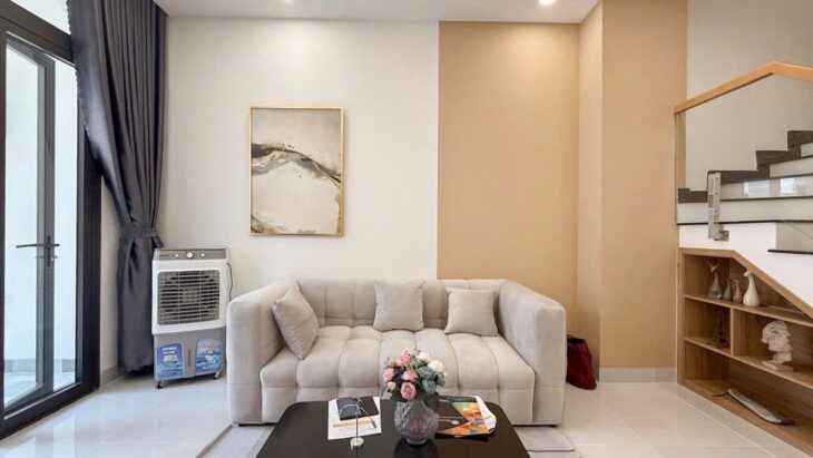 Bán nhà HXH Nguyễn Trọng Tuyển, 4x14m, 4 tấm, 4pn, 5wc, 10.5 tỷ, TL