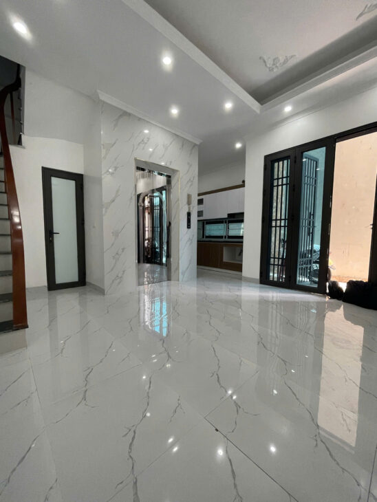 Nhà Liên Mạc – Thang Máy – Oto – Kinh Doanh – 32m2 x 5t Giá chỉ 5.7 tỷ Nhanh Thì Còn!