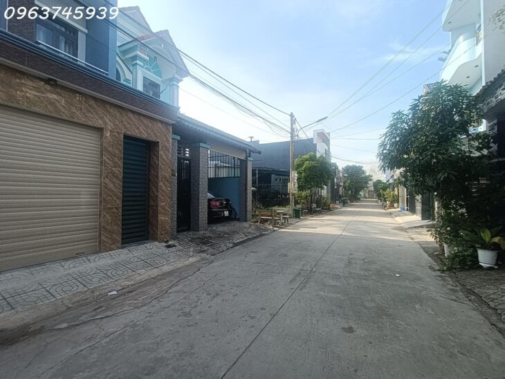 Bán Nhà 3 Tầng, 5 X 20m Thổ Cư, Thuận An, Bình Dương, Sổ Riêng Đã Hoàn Công, Giá 5 Tỷ