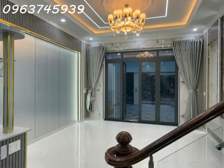 Bán Nhà 3 Tầng, 5 X 20m Thổ Cư, Thuận An, Bình Dương, Sổ Riêng Đã Hoàn Công, Giá 5 Tỷ