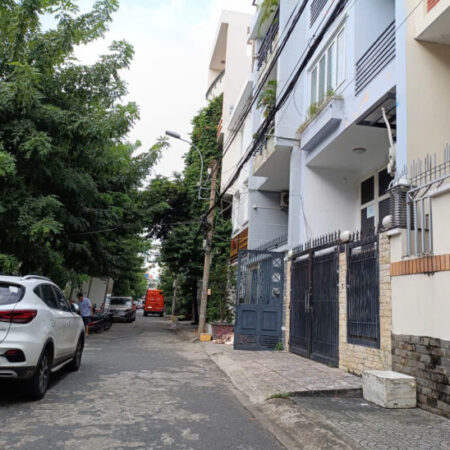 BÁN NHÀ TÂN HOÁ GẦN VÒNG XOAY PHÚ LÂM QUẬN 6 , 4.5x12M 3 TẦNG CHỈ 4 Tỷ Nhỉnh