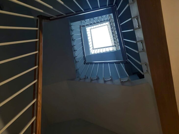 Cho thuê nhà mới, hai mặt tiền, Trần Nhân Tông, 101m2x 4T vỉa hè 33 Tr