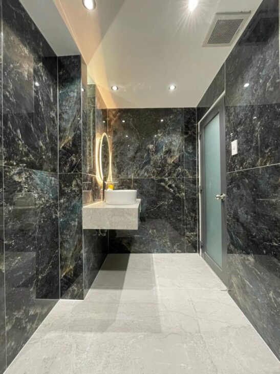 Mình cho thuê Nhà KD, VP, Nhà Hàng, Nguyễn Thị Định, 97m2x 5T 31 Tr