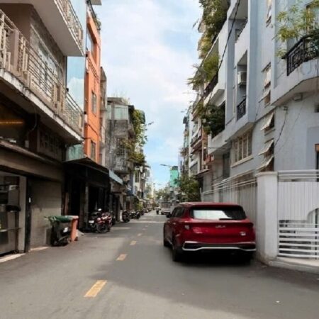 Nhà hẻm Ô tô Nguyễn Đình Chiểu – QUẬN 3 – 3.9 x 10m – 8.1 tỷ