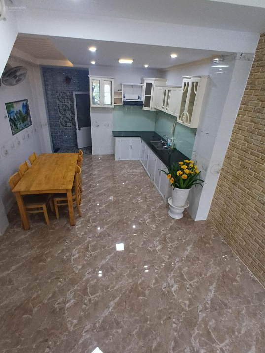 KIỆT Ô TÔ TRÁNH NHAU NGAY TRUNG TÂM, ĐƯỜNG ĐIỆN BIÊN PHỦ THÔNG VỚI THÁI THỊ BÔI TP ĐÀ NẴNG