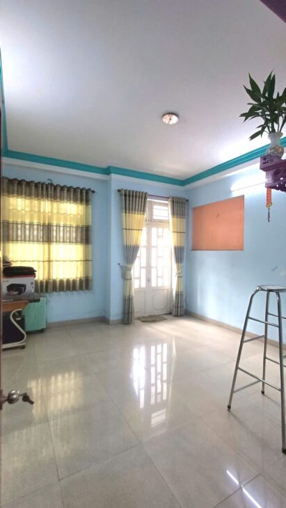 Bán nhà chính chủ Gò Vấp – 4 tầng, ngang 4.5m, xe hơi vào nhà – chỉ 6.95 tỷ (TL).