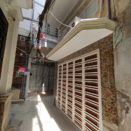 Cần bán nhà ngõ Trại Cá, 15m² x 3,5 tầng, 2PN, 2 WC, 3.25 tỷ Cần bán nhà ngõ Trại Cá, 15m² x 3,5 tầng, 2PN, 2 WC, 3.25 tỷ