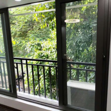 Bán căn hộ tập thể phố Trần Đại Nghĩa, 110m2 tầng 2, 4.5 tỷ SĐCC