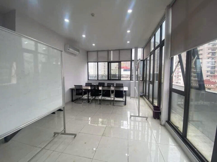 BÁN TÒA NHÀ MẶT PHỐ TRẦN ĐĂNG NINH, CẦU GIẤY – 99M² x 9 TẦNG – MT 7M – DÒNG TIỀN 150TR/TH – GIÁ 88