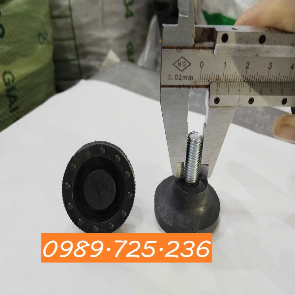 Vì sao nên chọn Chân tăng chỉnh phễu M8?