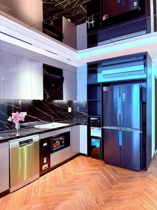 BÁN NHÀ MỚI ĐẸP XUÂN THUỶ, CẦU GIẤY – 56M² x 7T THANG MÁY – GARA Ô TÔ – FULL NỘI THẤT – GIÁ 29.9 TỶ