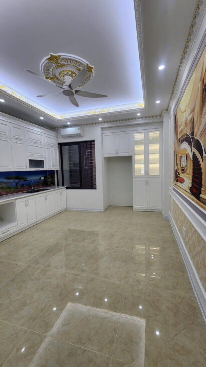 BÁN NHÀ PHỐ PHÙNG CHÍ KIÊN, CẦU GIẤY – 79M x 6T THANG MÁY – VỈA HÈ Ô TÔ TRÁNH – KINH DOANH – GIÁ 35