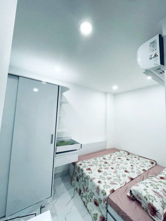 BÁN TOÀ NHÀ TRẦN QUỐC VƯỢNG, CẦU GIẤY – 80M x 6T THANG MÁY – DÒNG TIỀN 120TR/TH – 23.5 TỶ