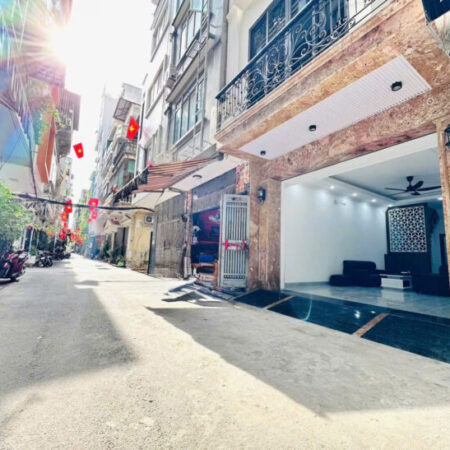 BÁN NHÀ TRẦN QUỐC HOÀN, CẦU GIẤY – 41M² x 7T THANG MÁY – PHÂN LÔ Ô TÔ TRÁNH – KINH DOANH – GIÁ 24.5