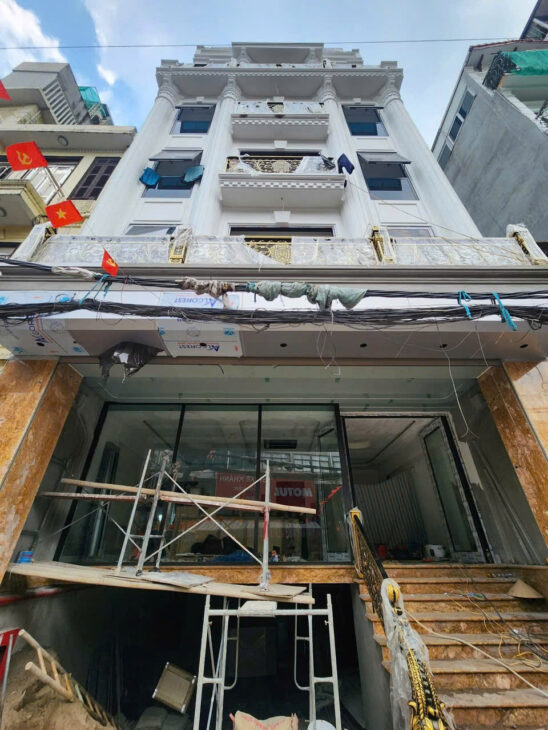 Bán nhà mặt phố Vũ Hữu tương lai là mặt phố lớn – thẳng tắp 50m ra mặt phố Lê Văn Lương, 105m MT